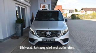 Lízing Hatchback MERCEDES V 300 2022