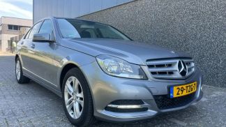 Lízing Sedan MERCEDES C 180 2012