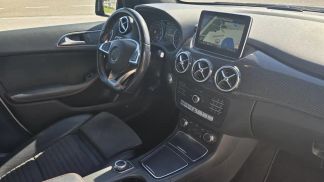 Lízing Hatchback MERCEDES B 180 2016