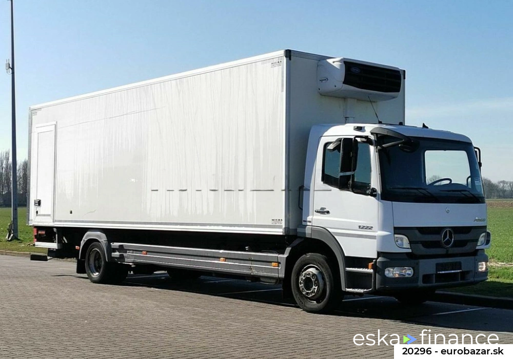 Specjalna ciężarówka Mercedes-Benz ATEGO 1222 2013