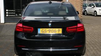 Lízing Sedan BMW 320 2015