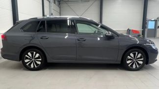 Leasing Wagon Volkswagen Golf 2023