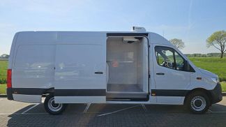 Leasing Refrigirated truck Mercedes-Benz SPRINTER 317 2022