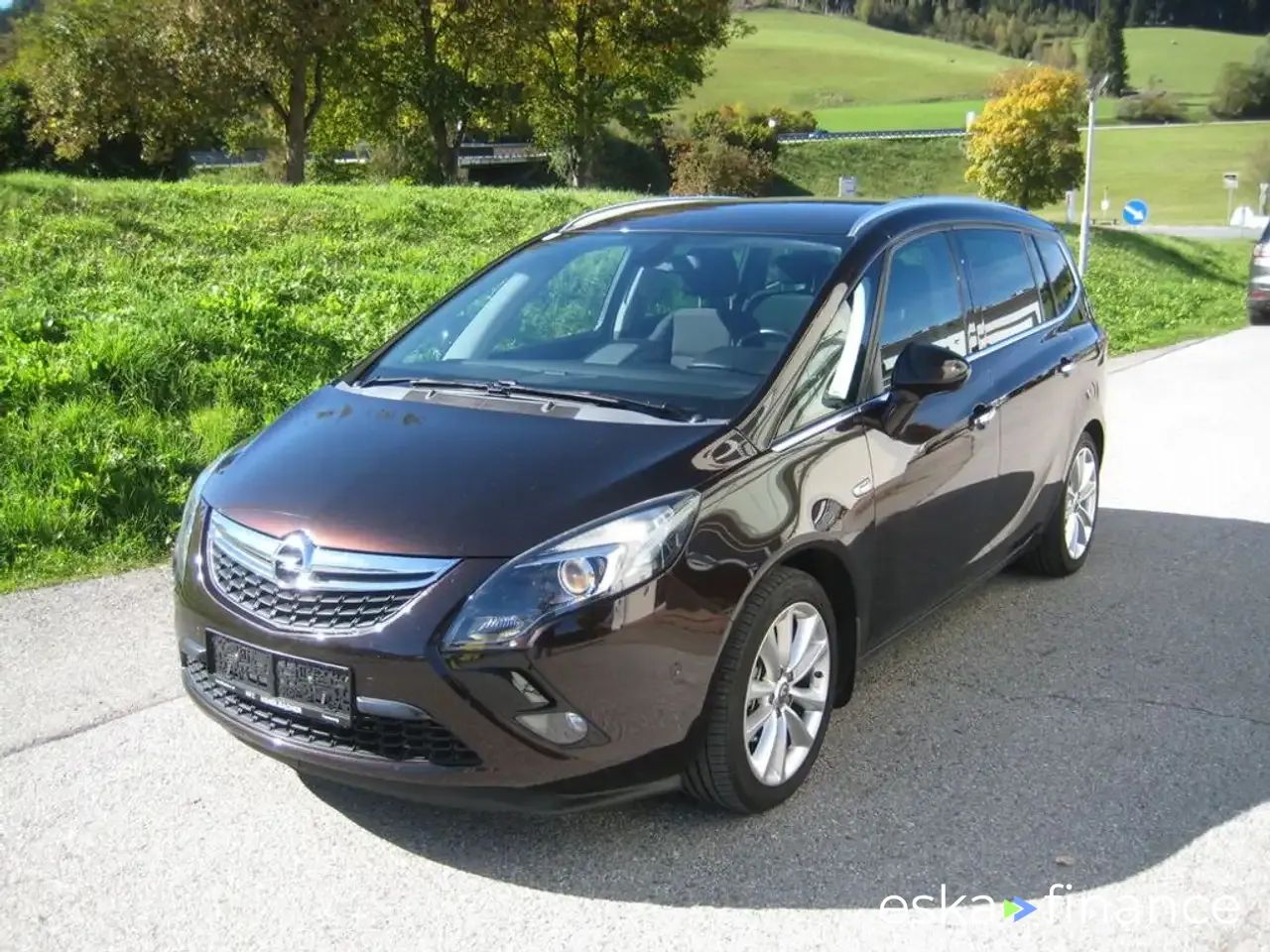 Finansowanie Transport pasażerów Opel Zafira 2012