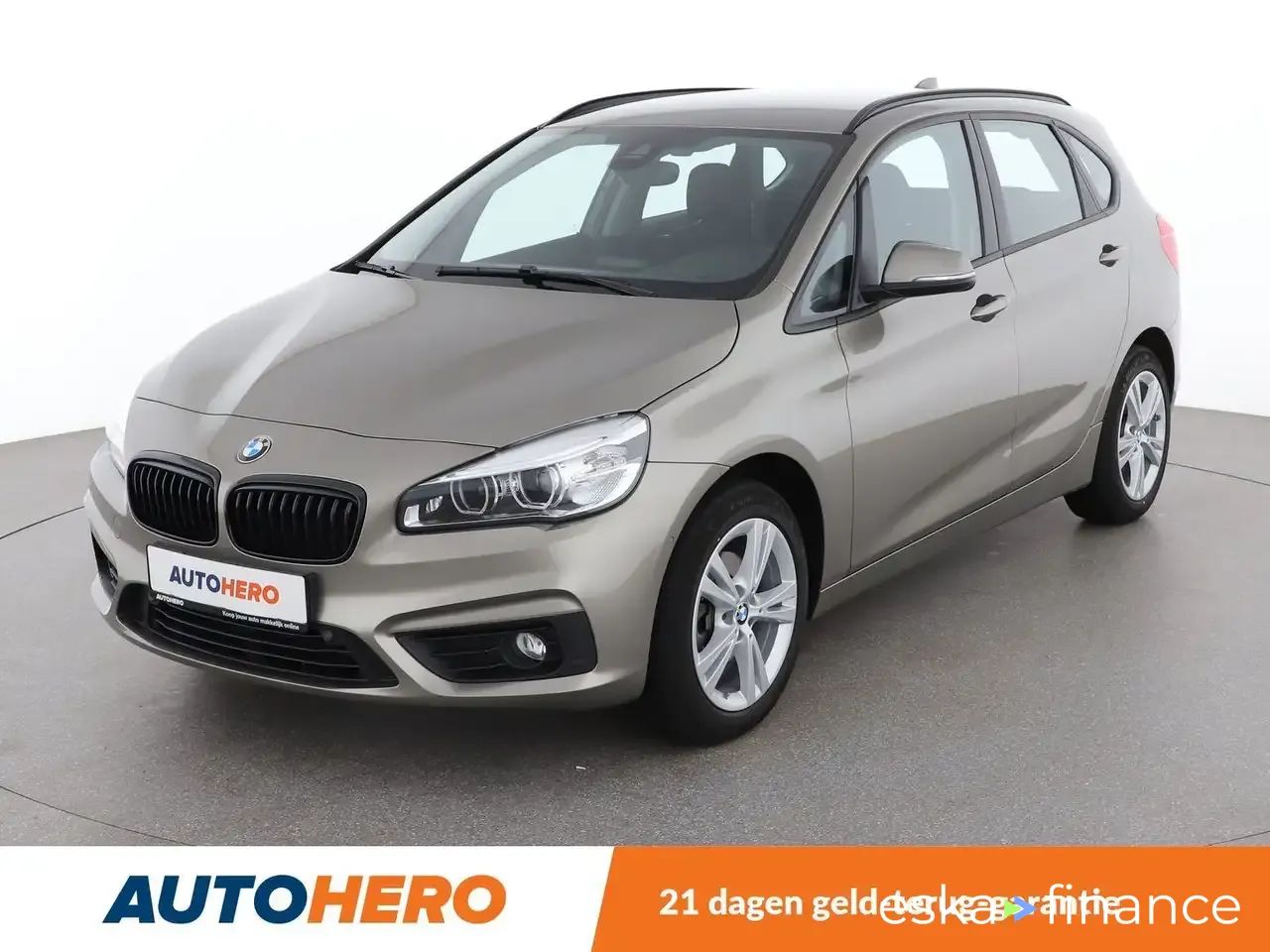 Leasing Hatchback BMW 218 2018