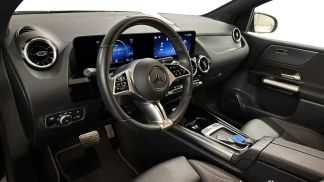 Lízing Hatchback MERCEDES B 180 2023