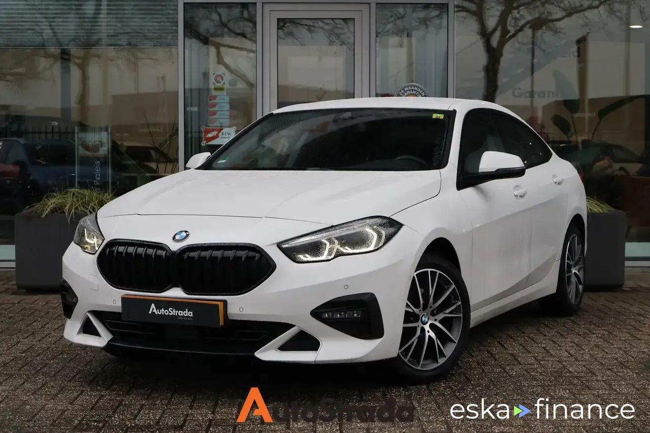 Finansowanie Sedan BMW 218 2021