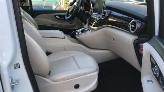Leasing Hatchback MERCEDES V 250 2016
