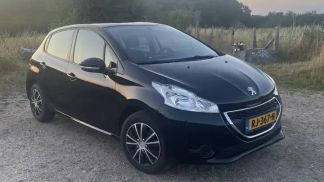 Lízing Sedan Peugeot 208 2015