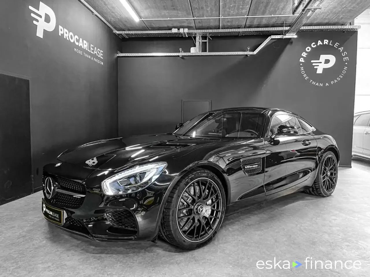 Coupe MERCEDES AMG GT 2017