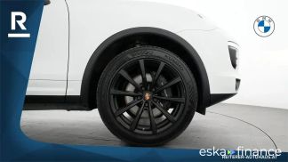Leasing SUV Porsche Cayenne 2016