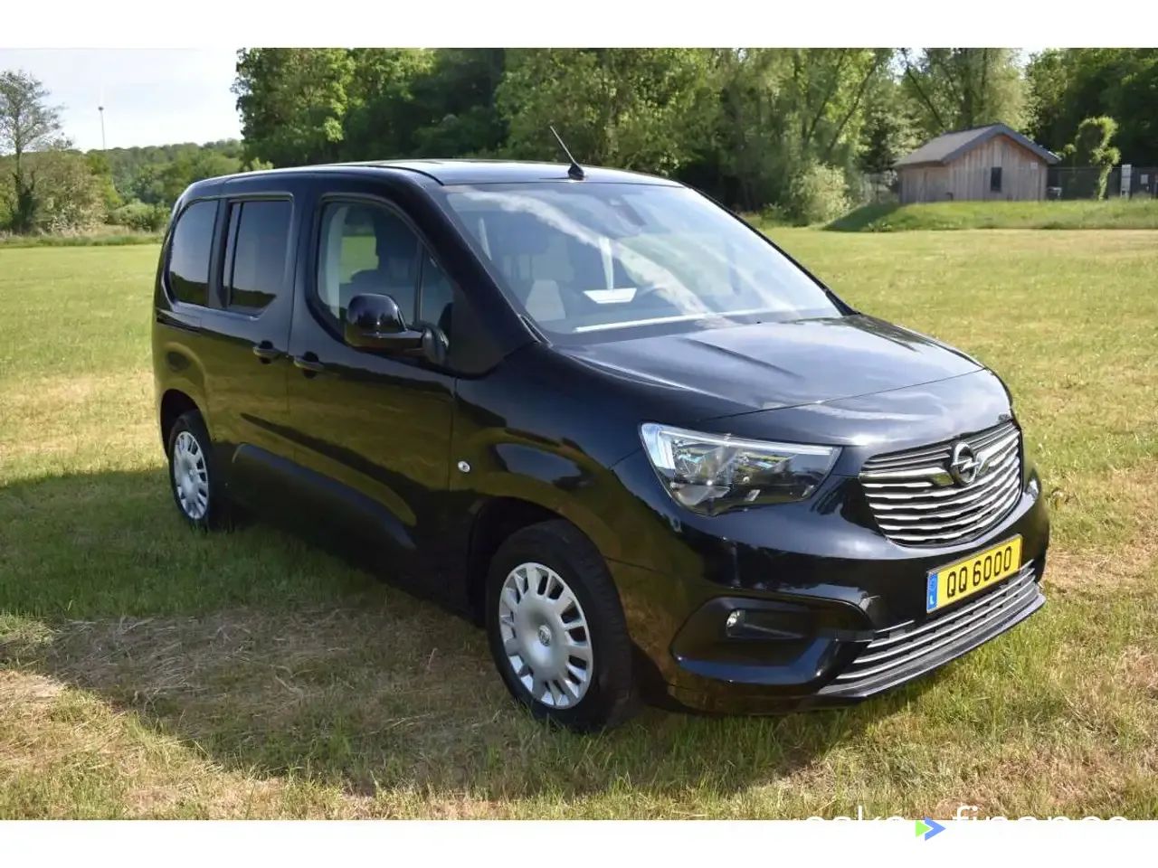 Leasing Hatchback Citroën Berlingo 2020