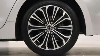 Lízing Kombi Toyota Corolla 2019