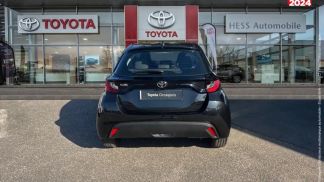 Leasing Sedan Toyota Yaris 2024