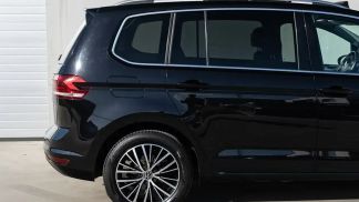 Lízing Hatchback Volkswagen Touran 2021