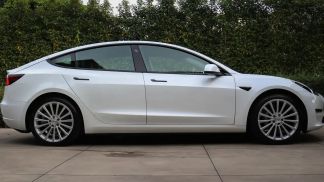 Finansowanie Sedan Tesla Model 3 2021