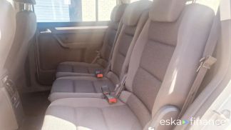 Lízing Hatchback Volkswagen Touran 2011