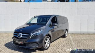 Leasing Hatchback MERCEDES V 220 2023