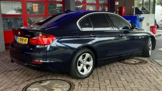 Lízing Sedan BMW 320 2014