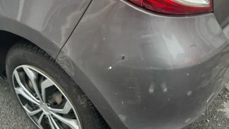 Lízing Sedan Renault Clio 2010