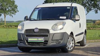 Finansowanie Transport pasażerów Fiat FIAT DOBLO 1.3 2011