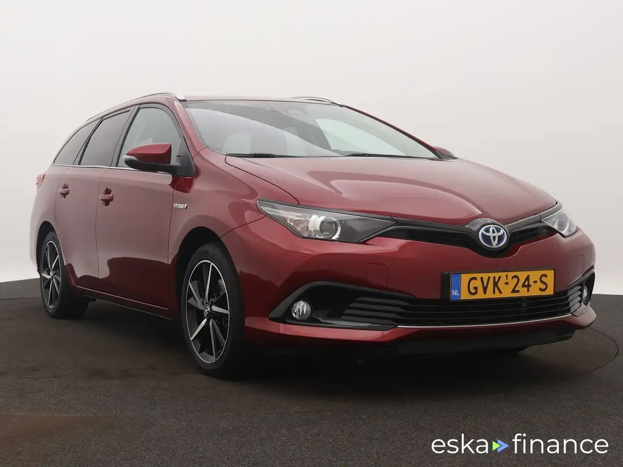 Leasing Wagon Toyota Auris 2019