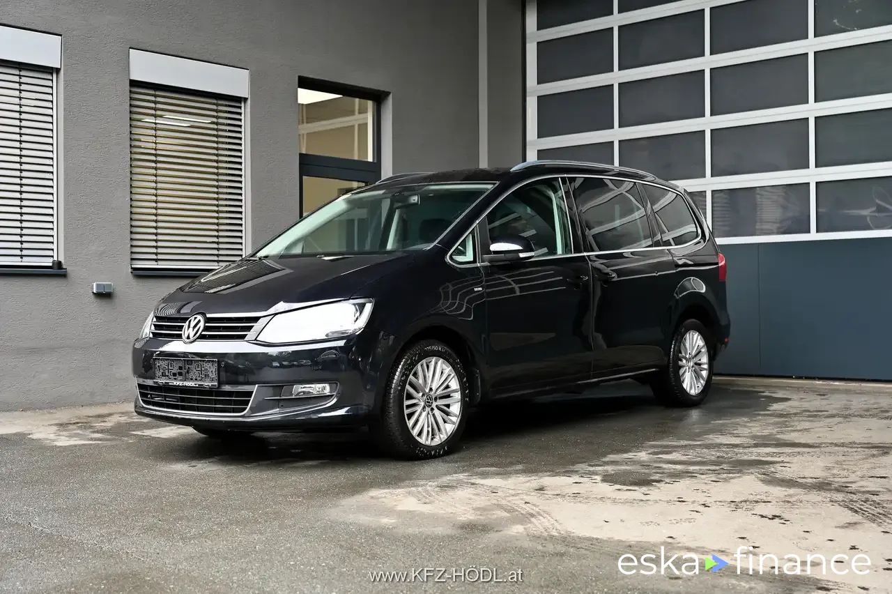 Leasing Passenger transport Volkswagen Sharan 2014