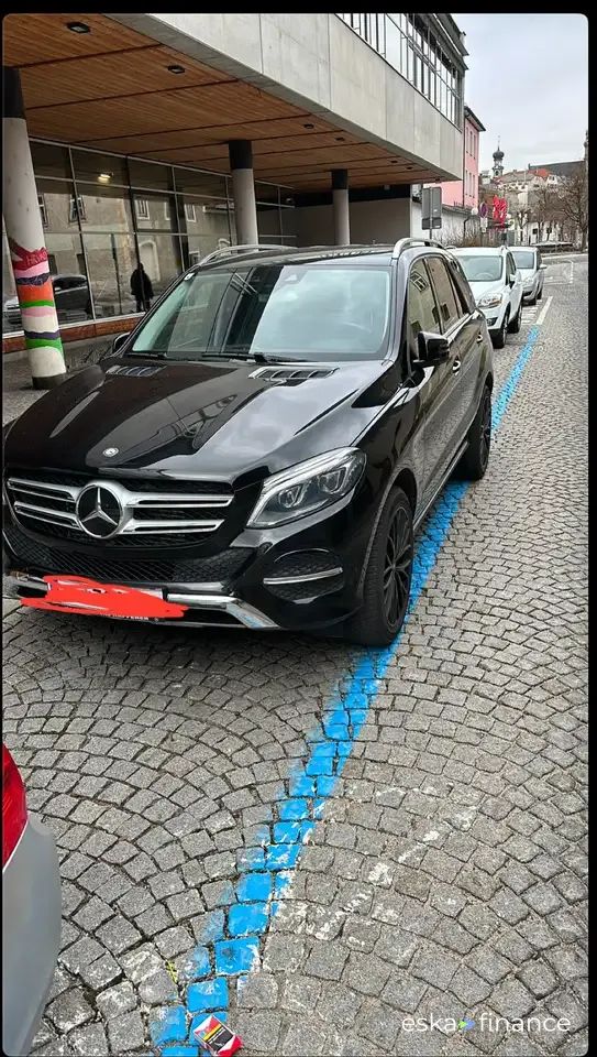 Finansowanie SUV MERCEDES GLE 250 2016