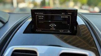 Leasing Convertible Aston Martin Vanquish 2015