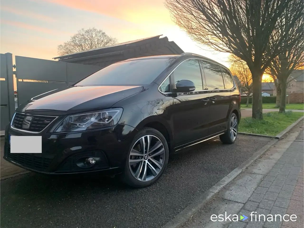 Lízing Hatchback Seat Alhambra 2023