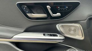 Lízing Kupé MERCEDES CLE 220 2023