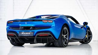Finansowanie Zamienny Ferrari 296 2024