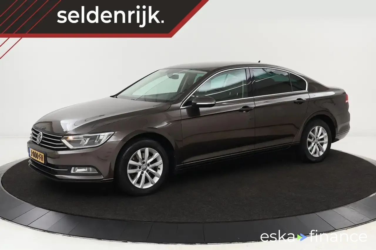 Leasing Sedan Volkswagen Passat 2016