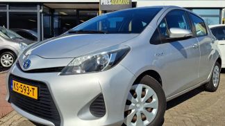 Leasing Hatchback Toyota Yaris 2012