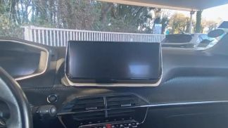 Lízing SUV Peugeot E-2008 2020