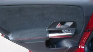 Financování Sedan MERCEDES B 220 2020