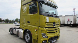 Ciągnik siodłowy MERCEDES ACTROS 2023