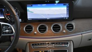 Lízing Sedan MERCEDES E 220 2020
