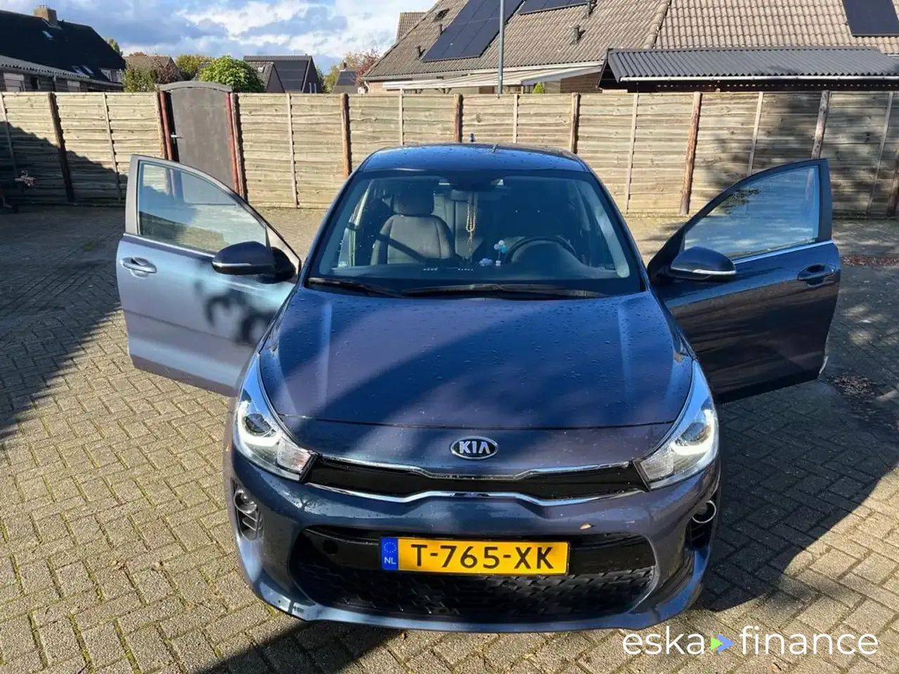 Leasing Sedan Kia Rio 2020