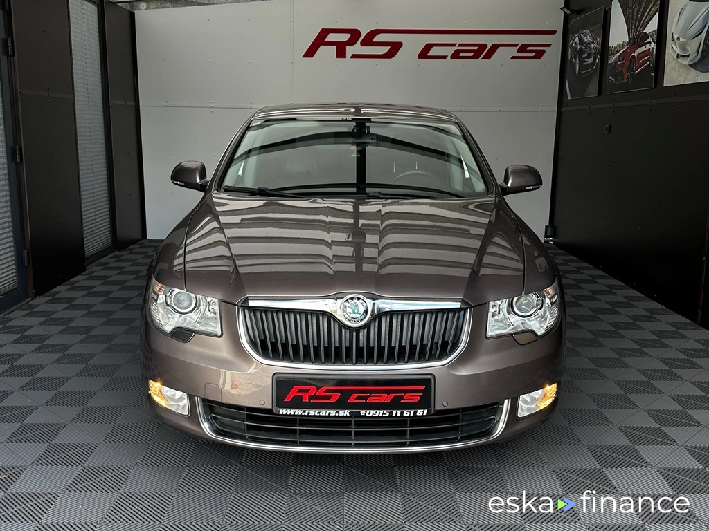 Leasing Van Skoda Superb 2011