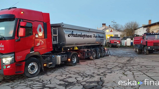 Lízing Traktor Renault T440 2015