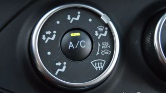 Financování Sedan Toyota Yaris 2019