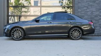 Lízing Sedan MERCEDES E 300 2023