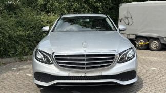 Lízing Sedan MERCEDES E 200 2019