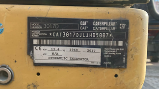 Financování Pásové rypadlo Caterpillar 301.7D 2017