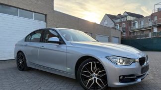Lízing Sedan BMW 320 2012