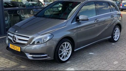 MERCEDES B 180 2012