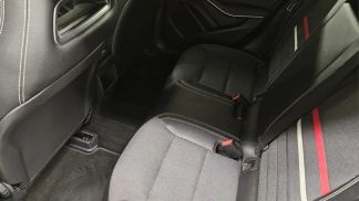 Lízing Hatchback MERCEDES A 180 2015