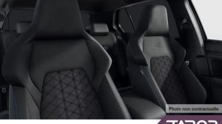 Leasing Sedan Volkswagen Golf 2025
