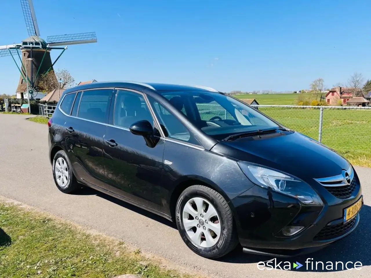 Financování Hatchback Opel Zafira Tourer 2014